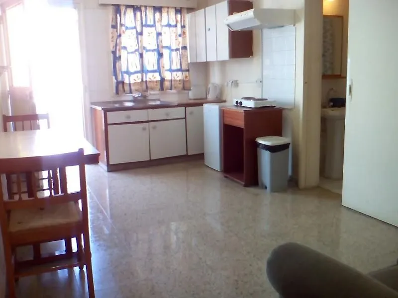 ***  Flora Maria Hotel أيا نابا قبرص